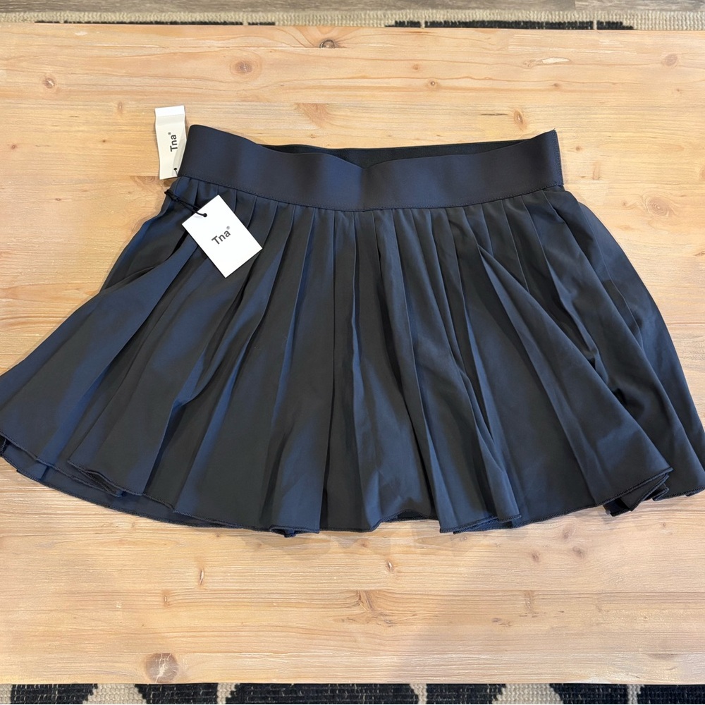 Aritzia TNA Tennis Skirt INK GREY